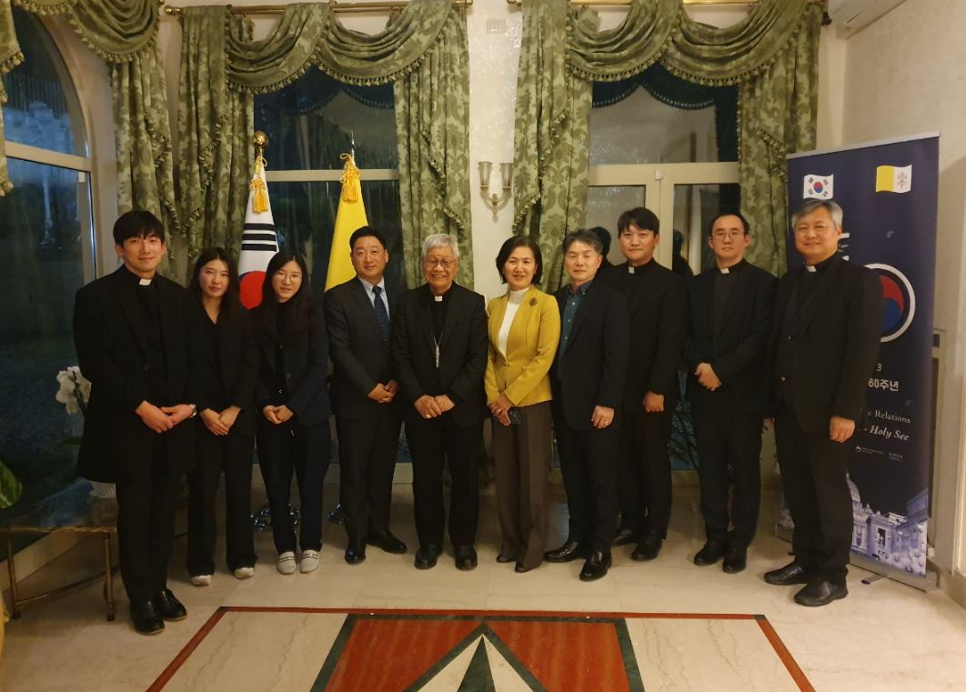 대한민국과 교황청 간 우호협력을 위한 신년만찬 개최