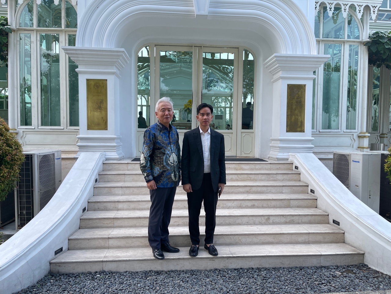 Dubes Lee bertemu dengan Bapak Gibran Rakabuming Raka, Wali Kota Surakarta