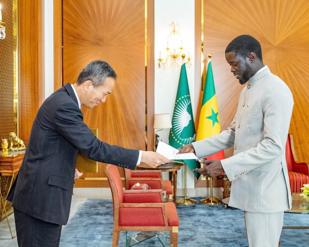 Présentation des Lettres de Créance au Président du Sénégal