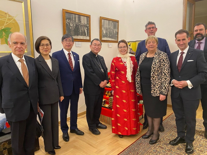 L'Ambasciatore Oh Hyun-joo partecipazione alla cena per Caritas e il Corpo Diplomatico offerta dall’Ambasciatore del Giappone
