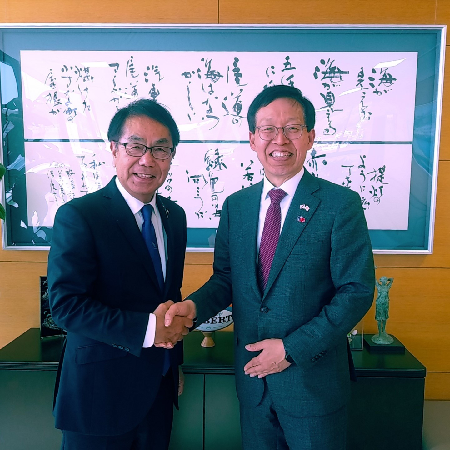오노미치시 히라타니 유코(平谷祐宏) 시장 예방(4.18)