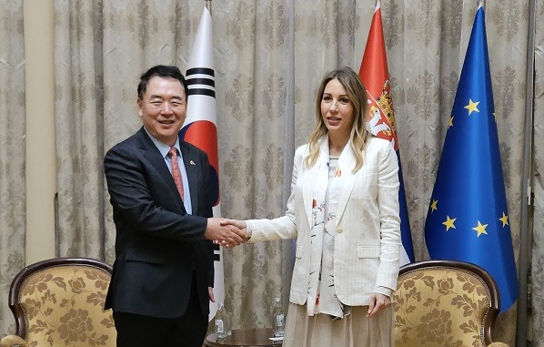 NJ.E. Kim Hjong Te sastao se sa ministarkom rudarstva i energetike Dubravkom Đedović-Handanović