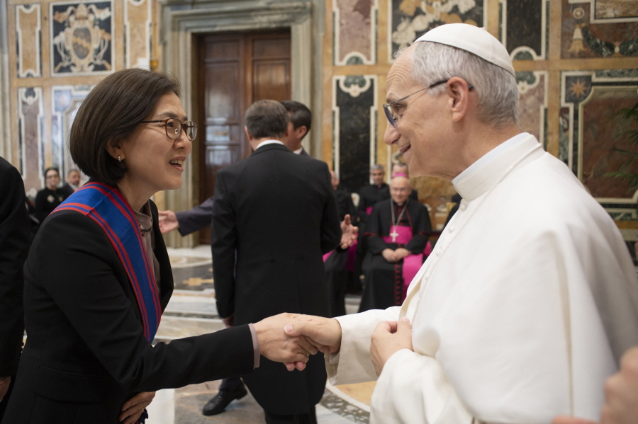L’Ambasciatore Oh Hyun-joo incontra Papa Leone XIV in occasione dell’udienza al Corpo Diplomatico