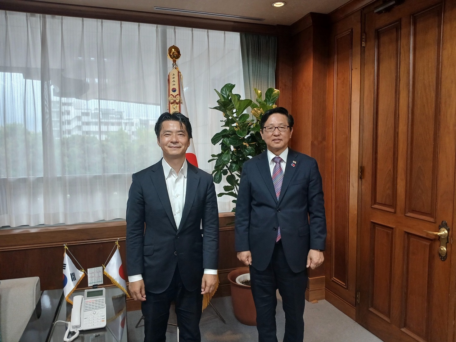 규슈 운수국장 내방 