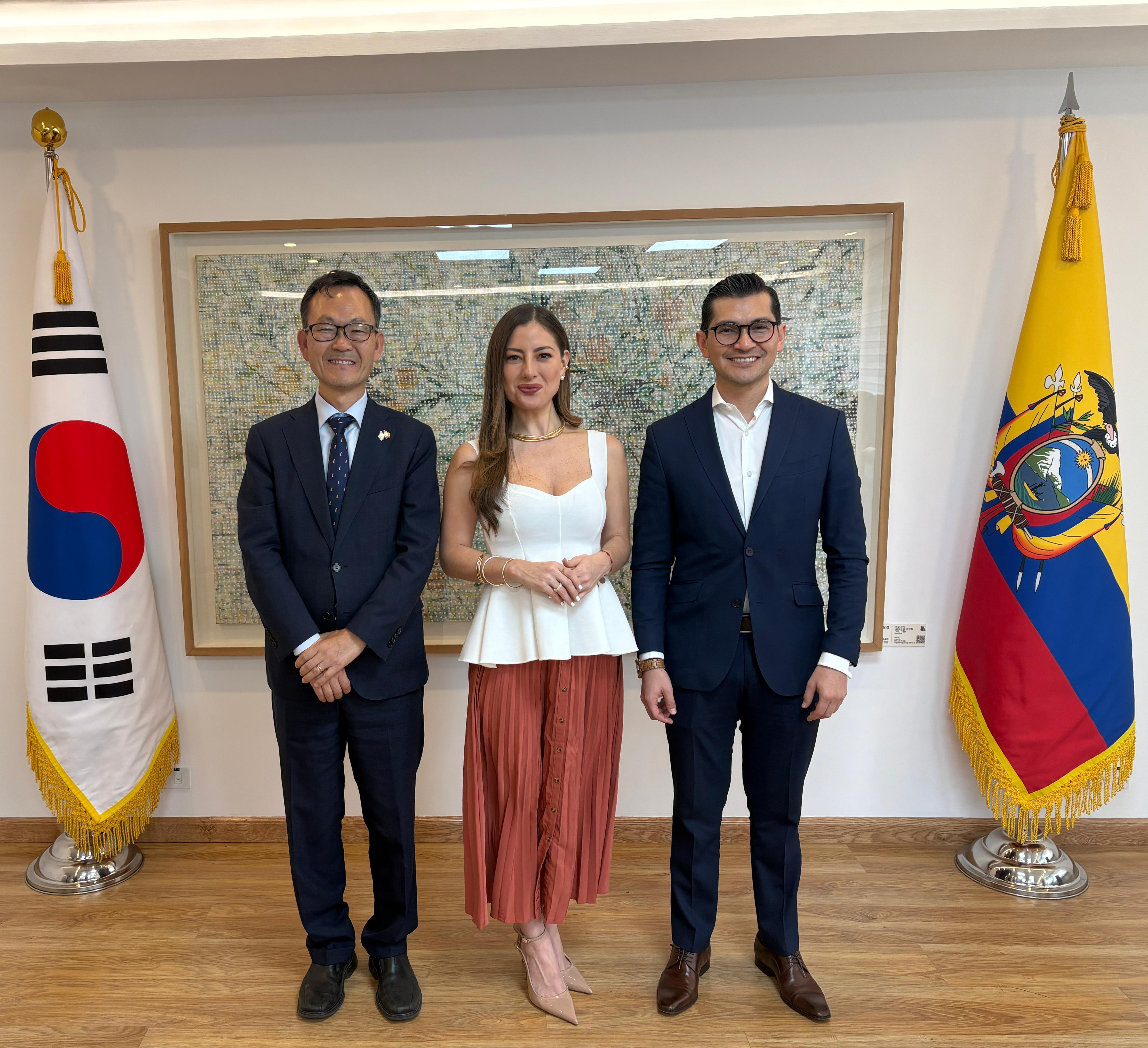 심재현 대사, 에콰도르 국회 외교통상위원장과 FEDEXPOR 회장 접견