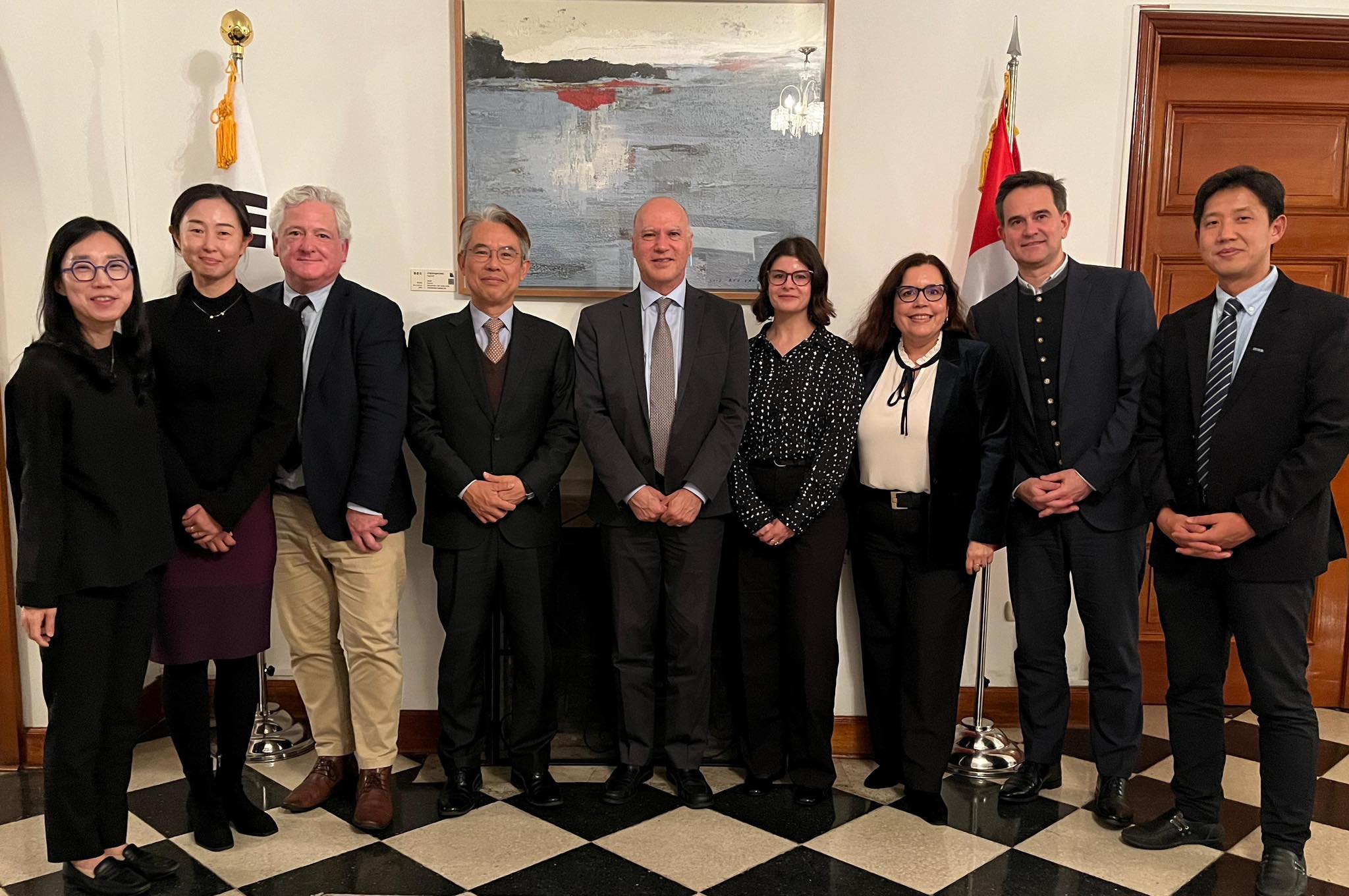 Cena en la residencia del Embajador con colegas del Banco Mundial y del BID