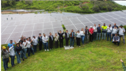 Ceremonia de inauguración de la microrred y traspaso del Proyecto de la Isla Ecológica en Guanaja