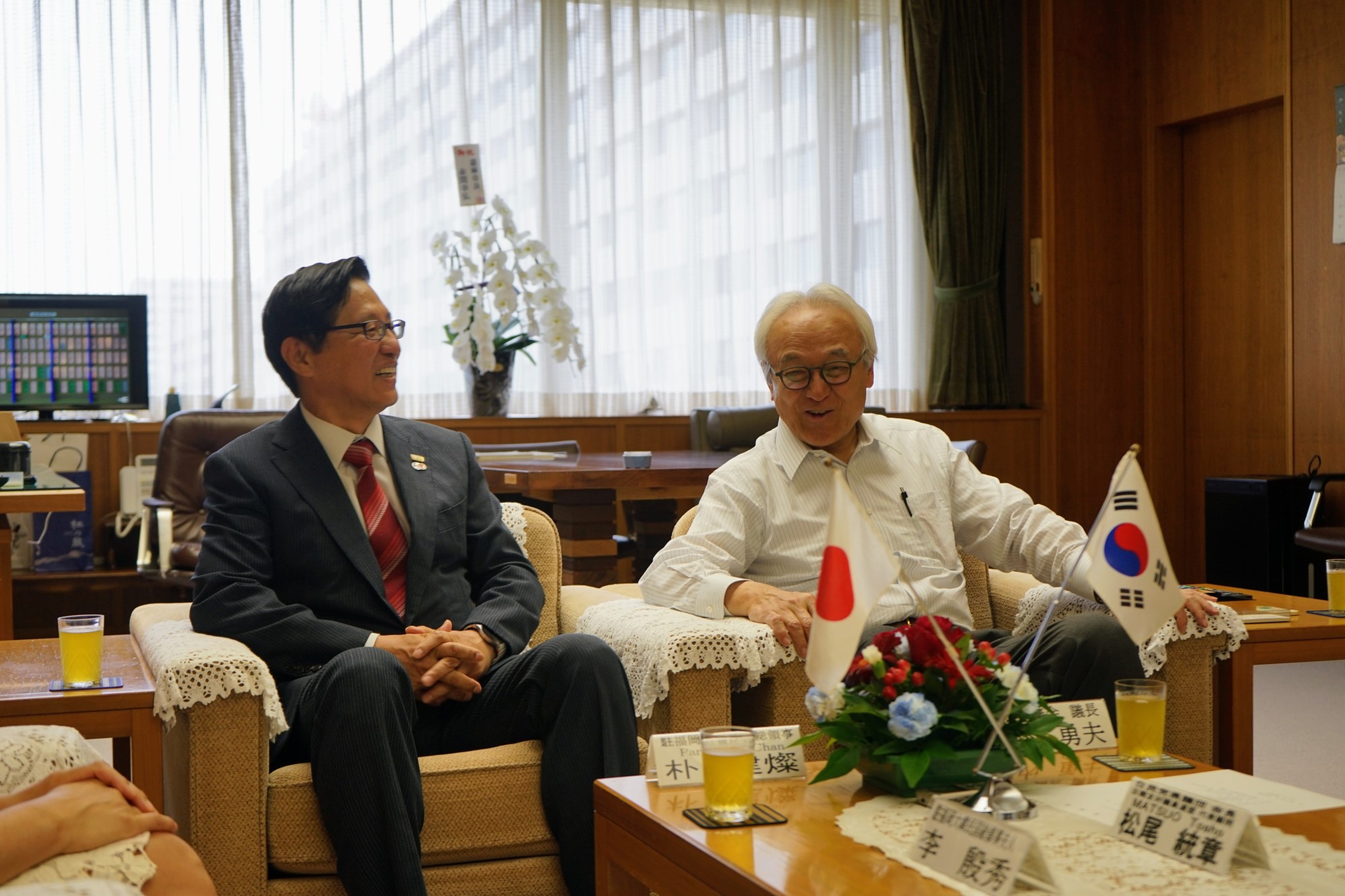 福岡県知事・副知事および県議会議長団表敬