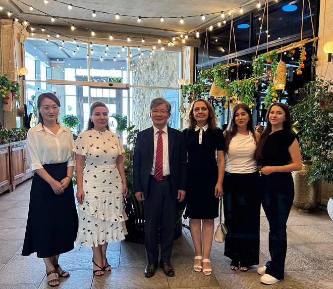 Luncheon with Faculty members and Students of AUL, Department of Interpretation & Translation