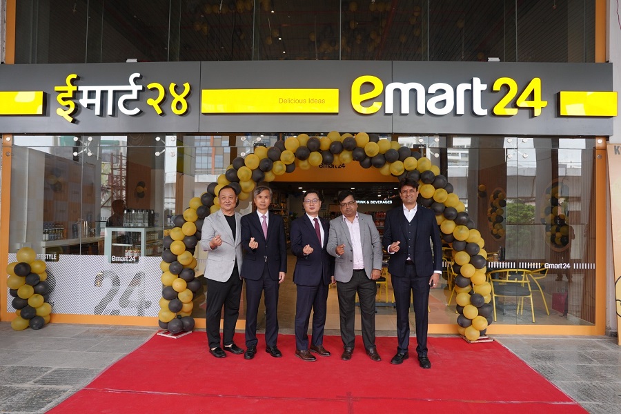 Consul General attends Opening Ceremony of EMART24 in Pune (21 Aug)