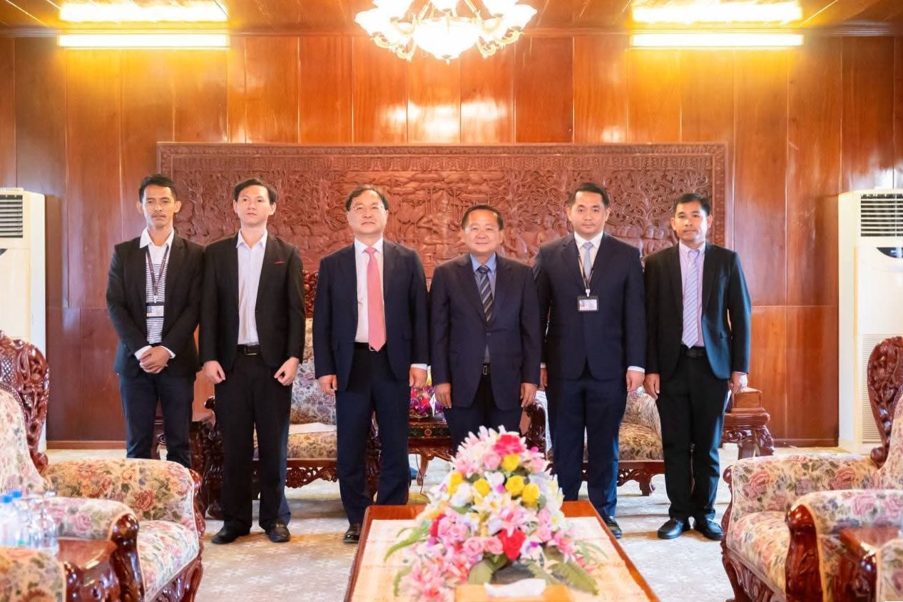 Sok Lou 바탐방주지사 면담 등
