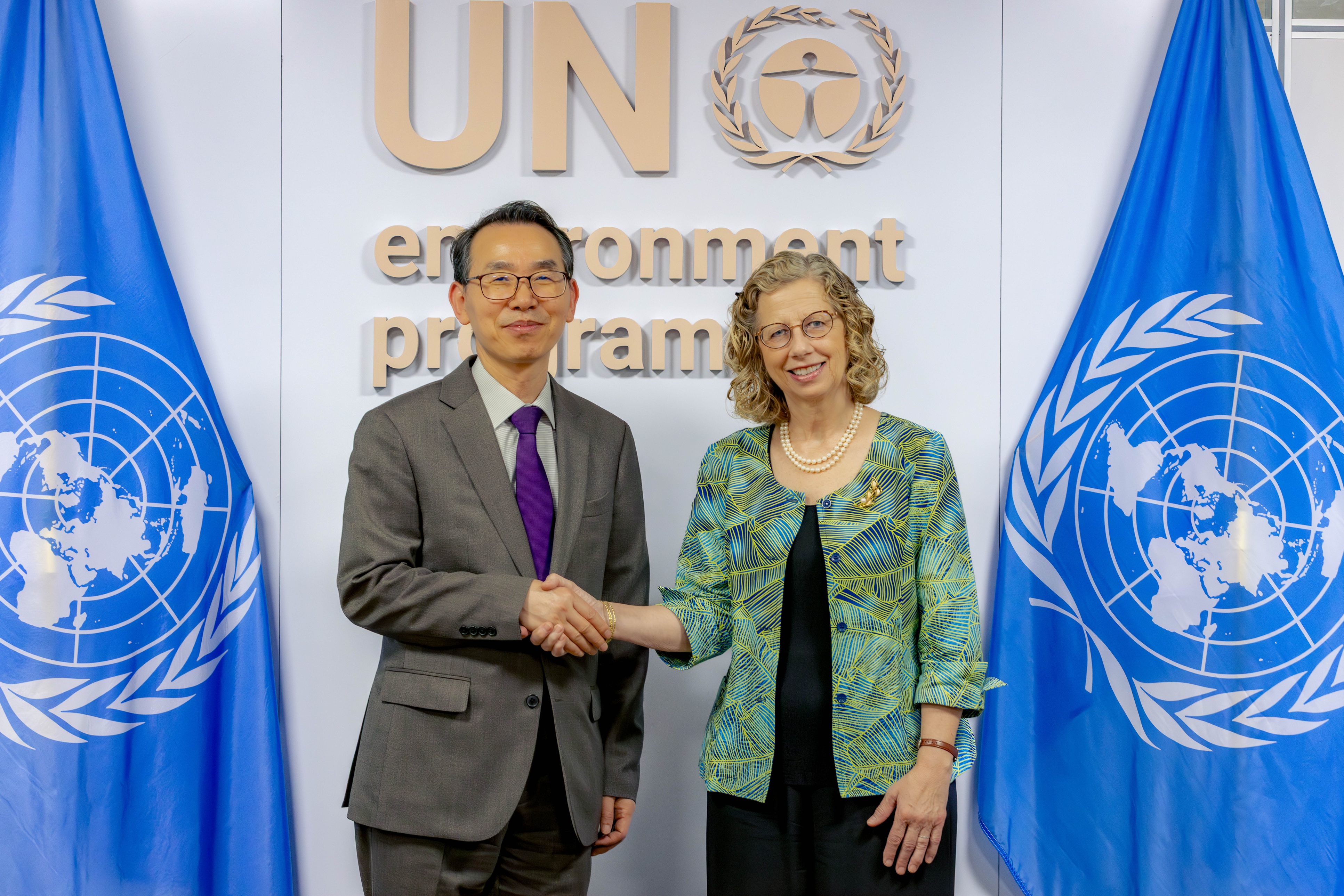 Meeting with the Executive Director of UNEP