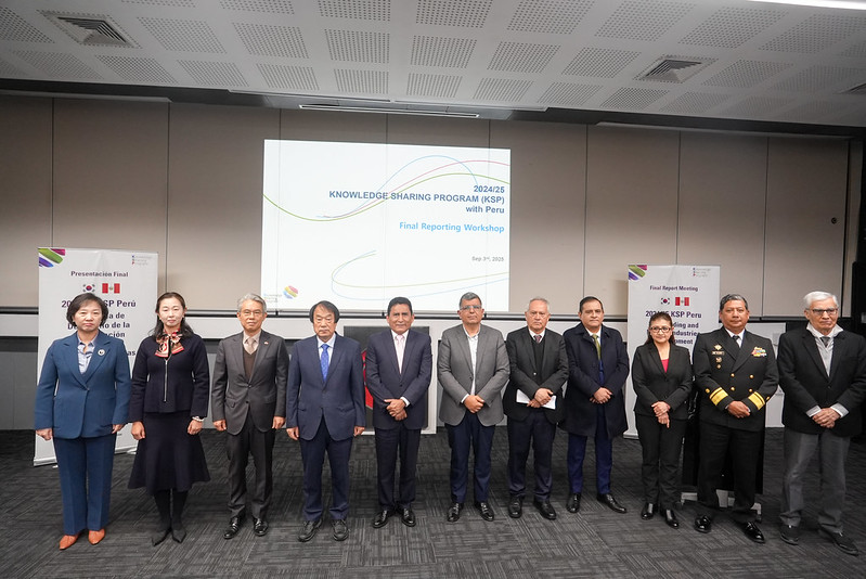 Participación en la clausura del Programa de Intercambio de Conocimientos (KSP) sobre el “Plan de fomento de la industria naval y sectores relacionado