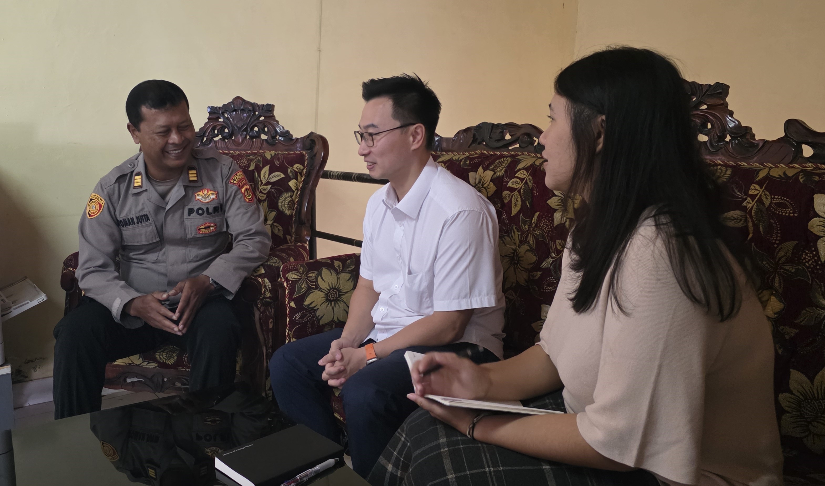 Pertemuan dengan Wakil Kepala Kepolisian Sektor Kuta, Pak Nyoman Juita