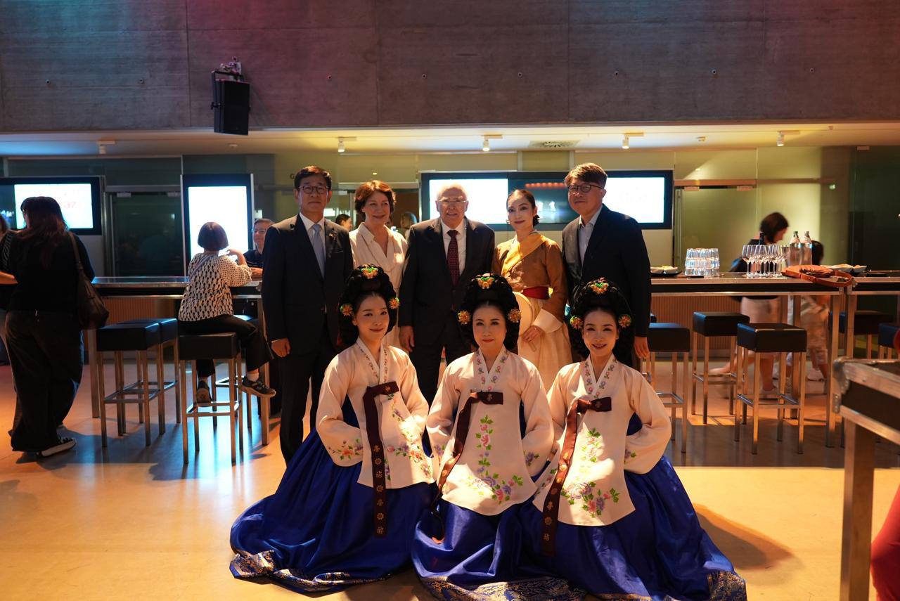 함상욱 대사, 그라츠 한국 문화축제 참석