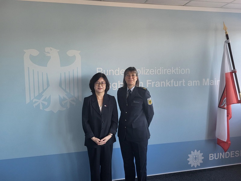 Generalkonsulin trifft Präsidentin der Bundespolizeidirektion Flughafen Frankfurt am Main (18. September)