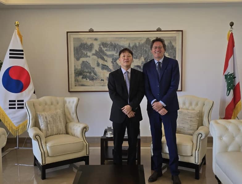 Ambassador Geon meets with the Director of UNESCO Office in Beirut 