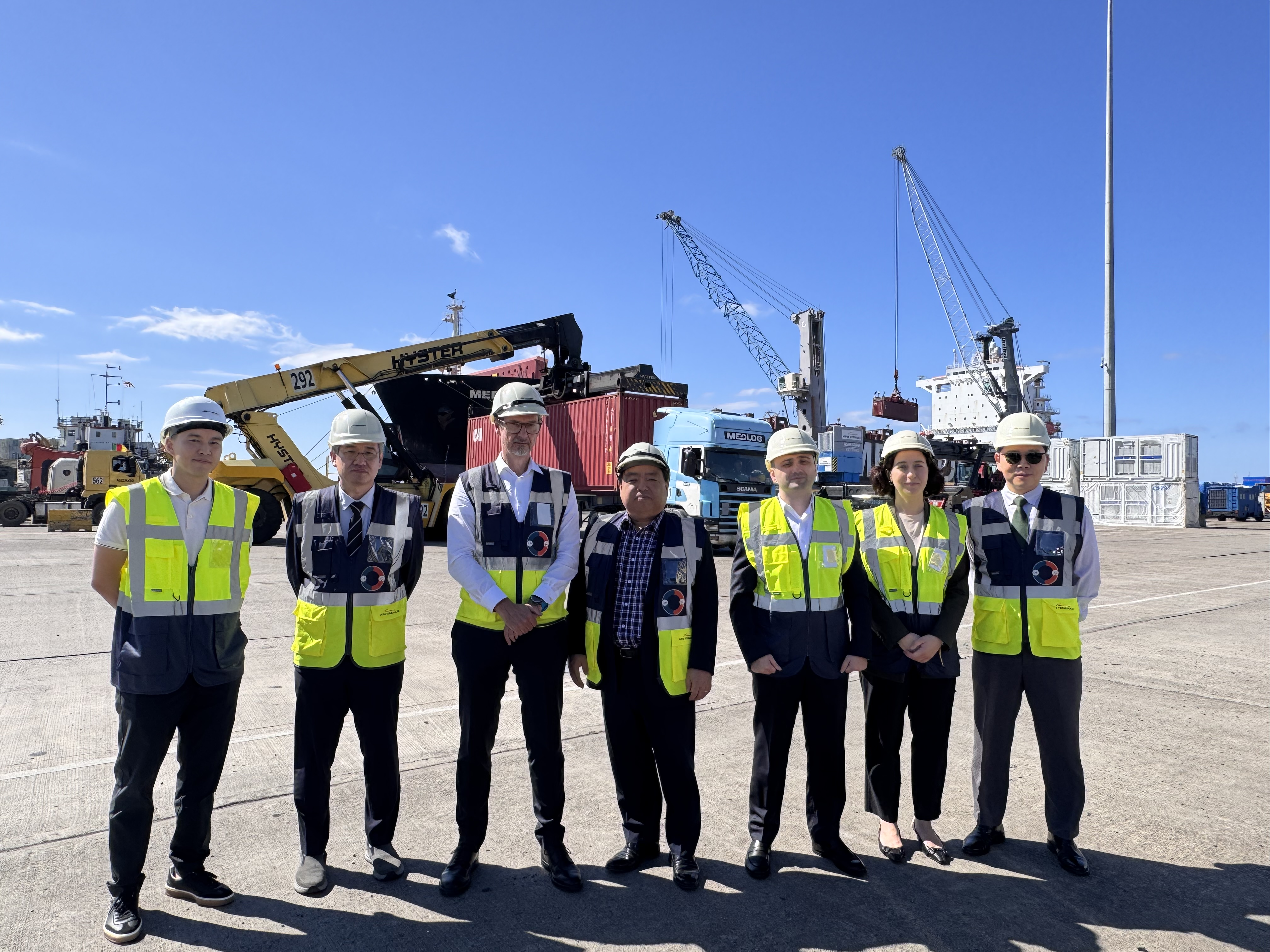 포티 항만 방문(9.15)