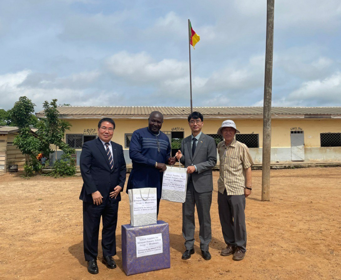 Visit to Mbalmayo Primary School