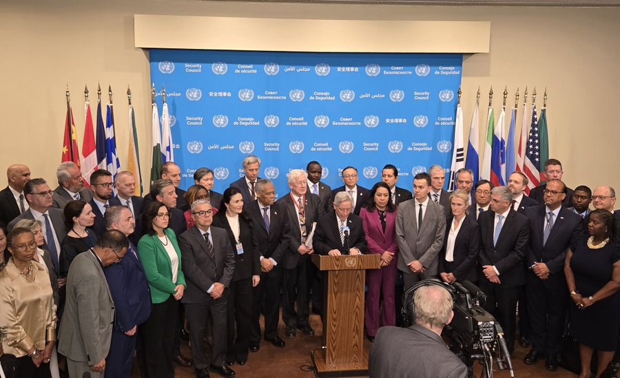Republic of Korea participated in a media stakeout led by 50 UN Member States regarding Haiti(9.30)