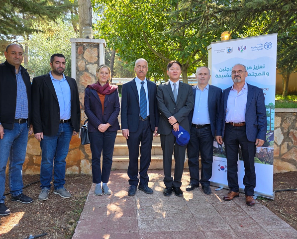 Ambassador Geon marks the successful completion of the project “Enhancing the Resilience of Refugees and Host Communities” with a field visit to Anjar, in the Bekaa region