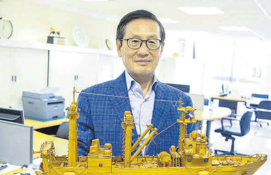 그리팅맨 제막식 관련 박덕 전 서경수산 대표 언론 인터뷰 게재(10.11.)