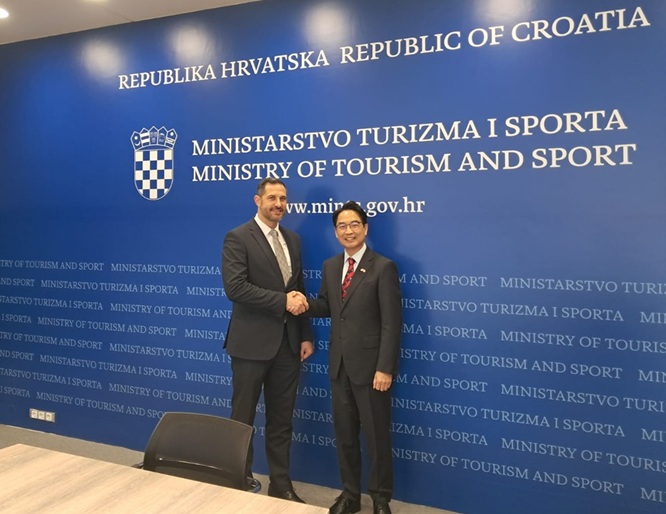 대사, Tonči Glavina 관광, 스포츠부 장관 예방(10.20)