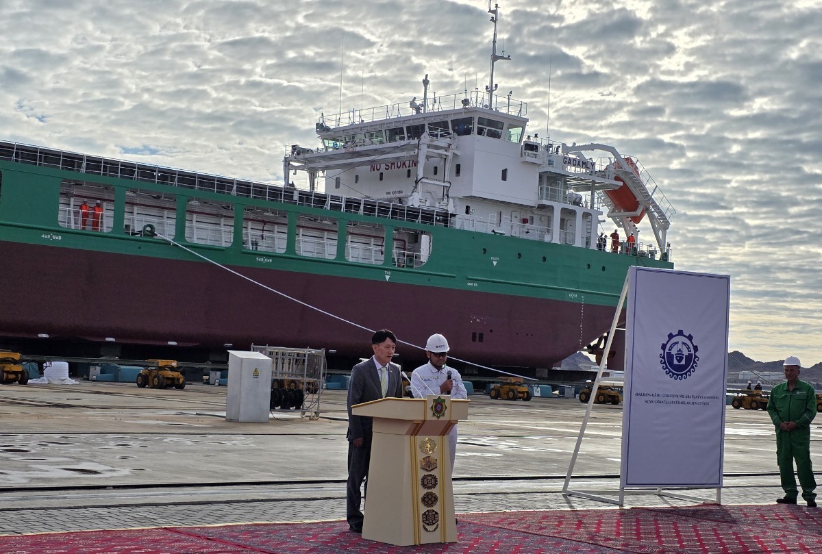 발칸조선소 다목적화물선 1호선 진수식 개최(11.4.)