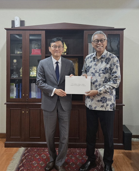 윤순구 대사, 외교부 의전장 면담 및 신임장 사본 제출