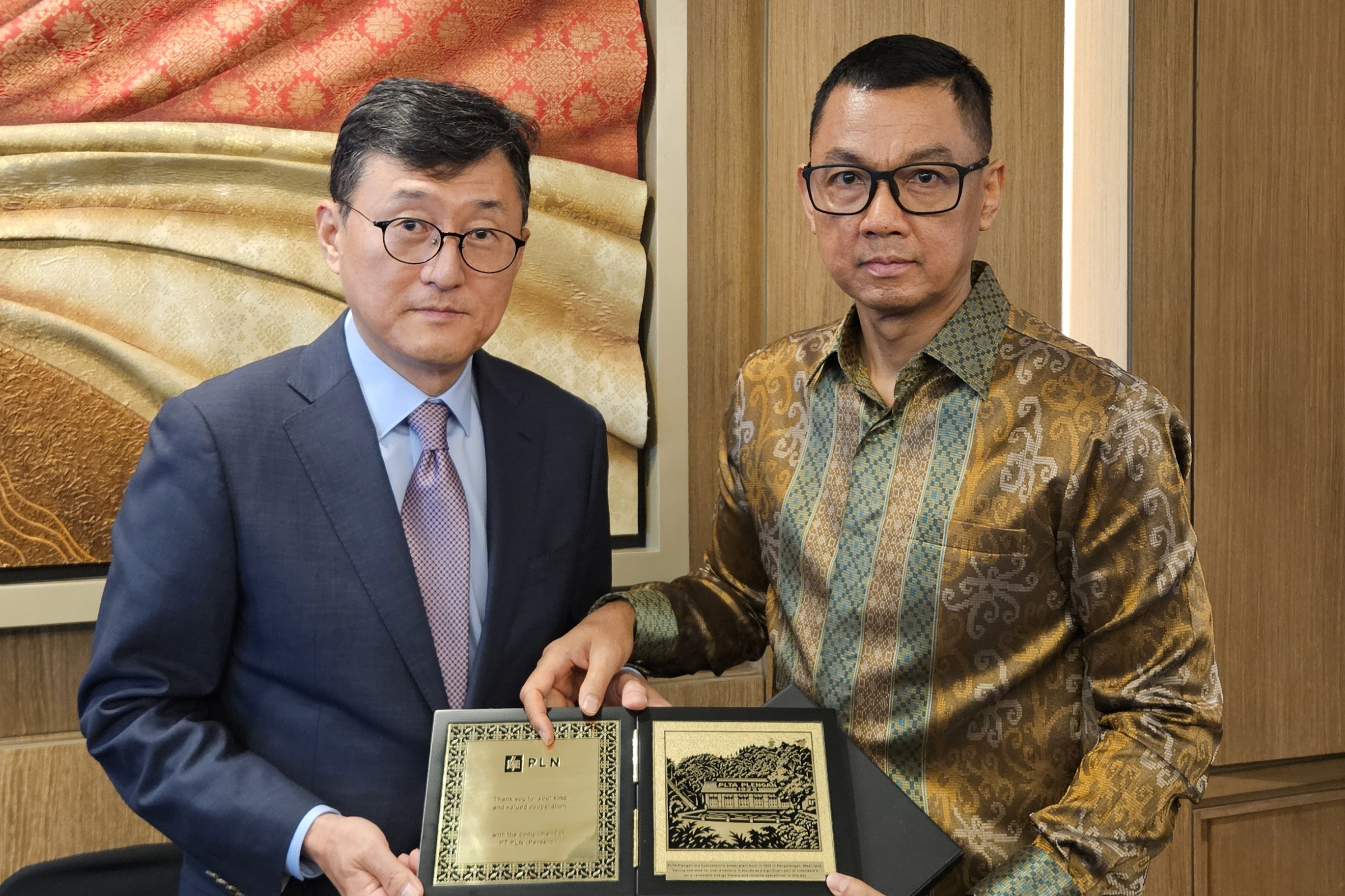 윤순구 대사, PLN 사장 면담