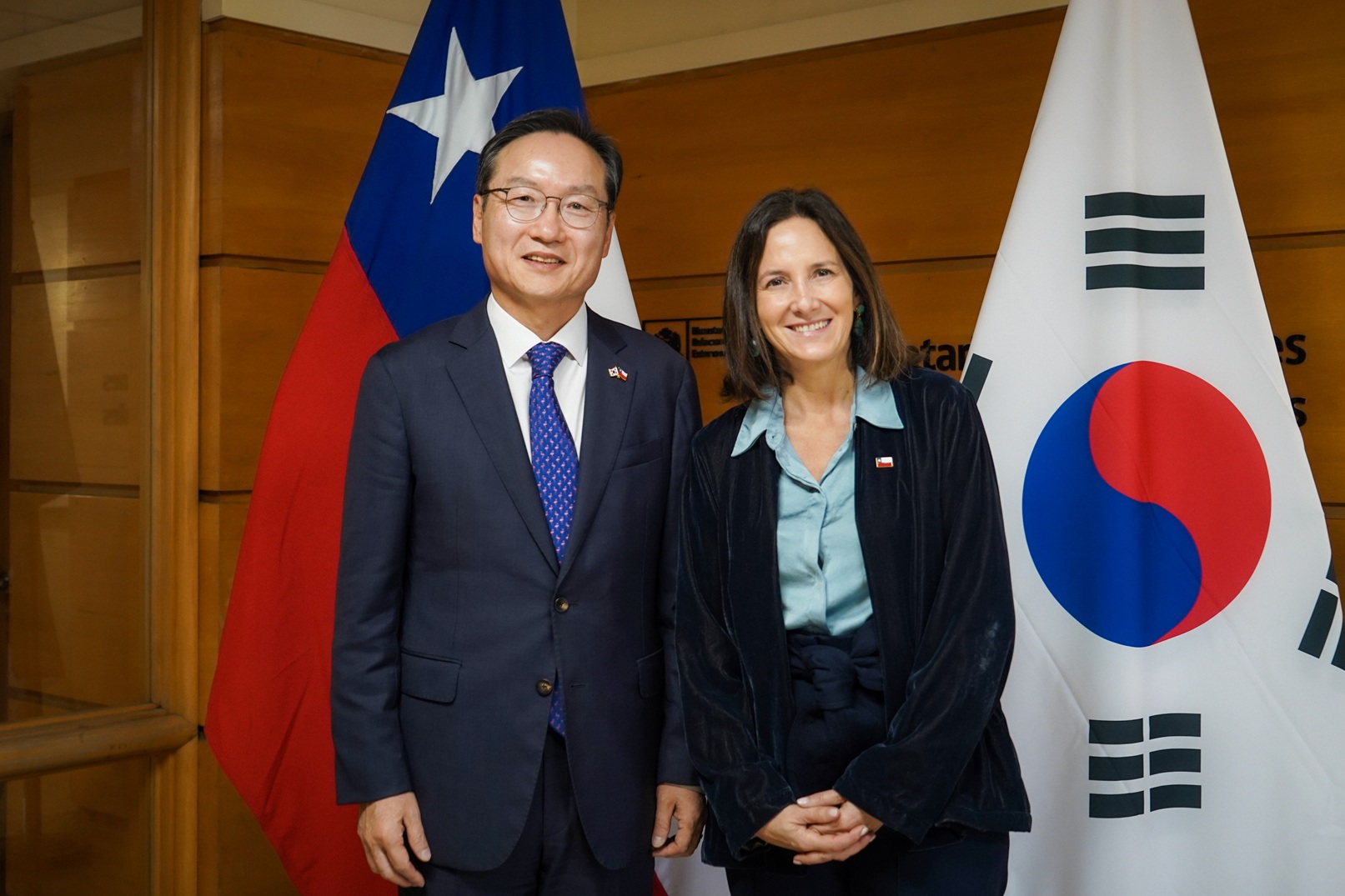 파울라 에스테베스 주재국 외교부 국제경제차관 예방
