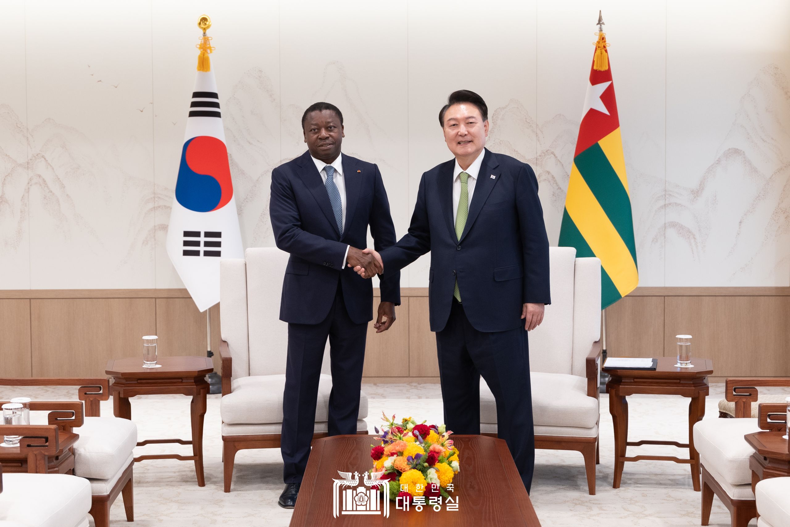 윤석열 대통령, 한-아프리카 정상회의 계기 6개 아프리카 국가 정상들과 양자 회담 개최
