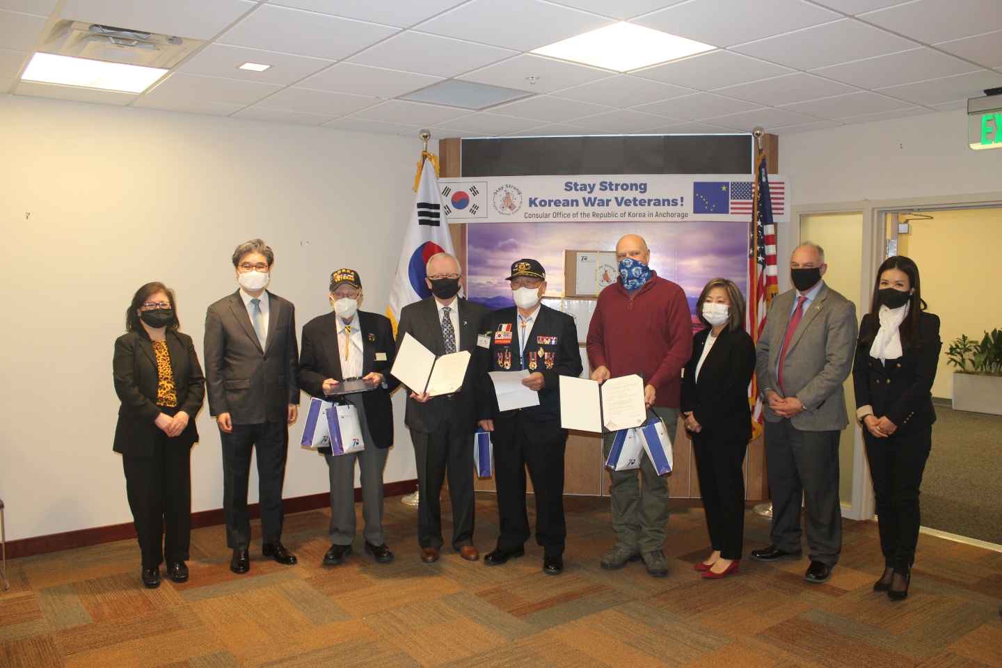 Mask donation to Korean War Veterans Association of Alaska 상세보기Office