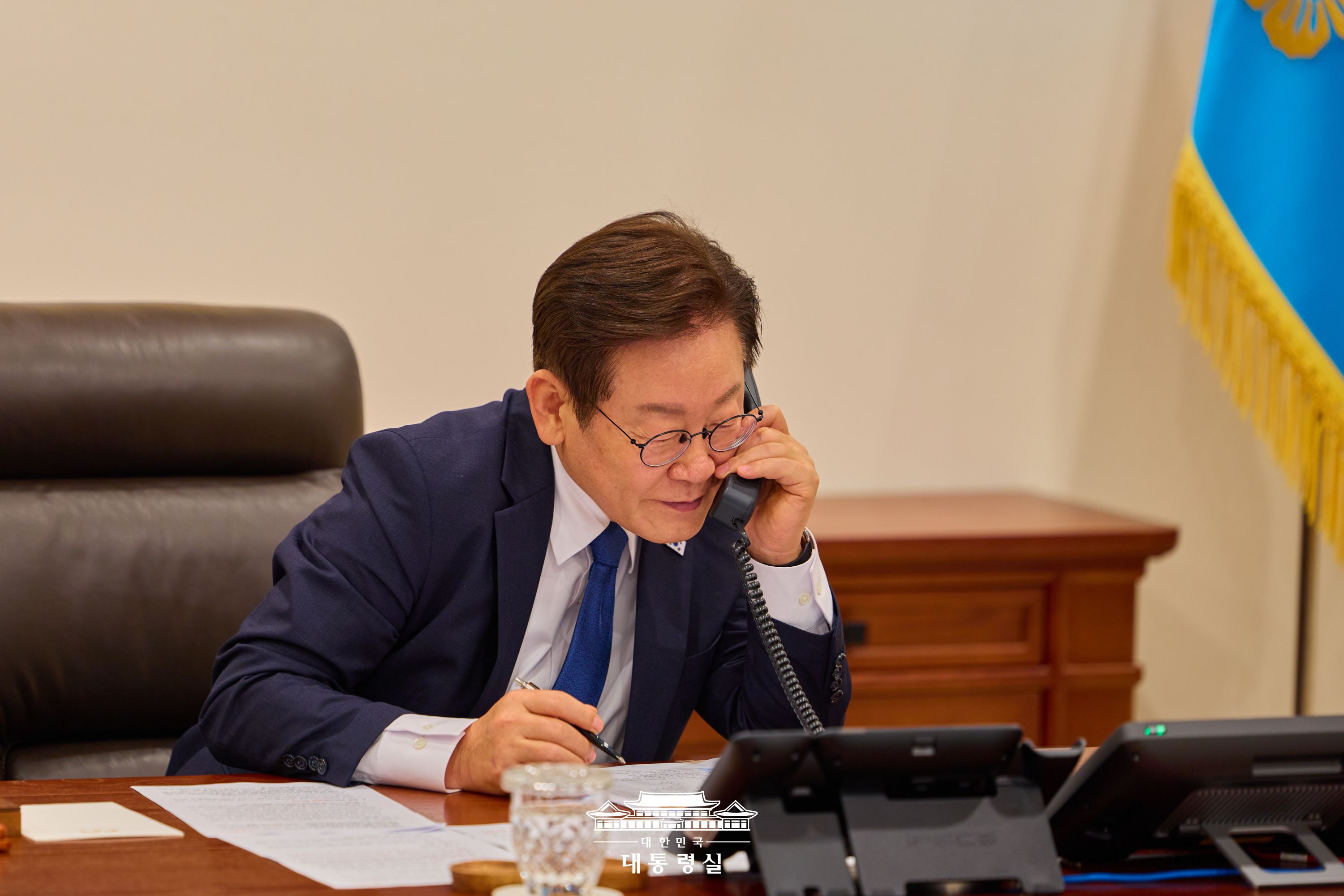 이재명 대통령, 마크롱 프랑스 대통령과 첫 통화