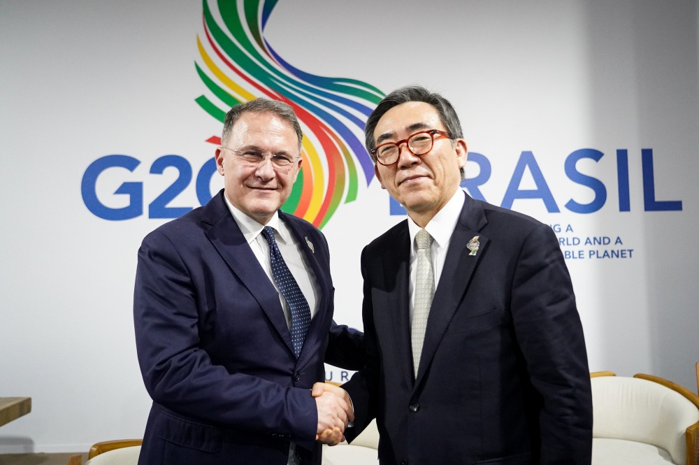 조태열 장관, G20 외교장관회의 계기 한-이탈리아 약식회담