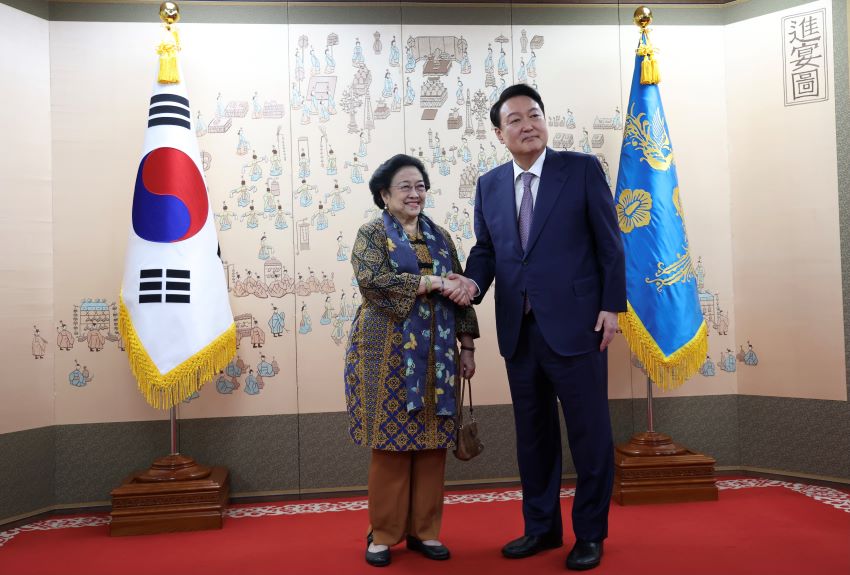 접견 기념촬영
