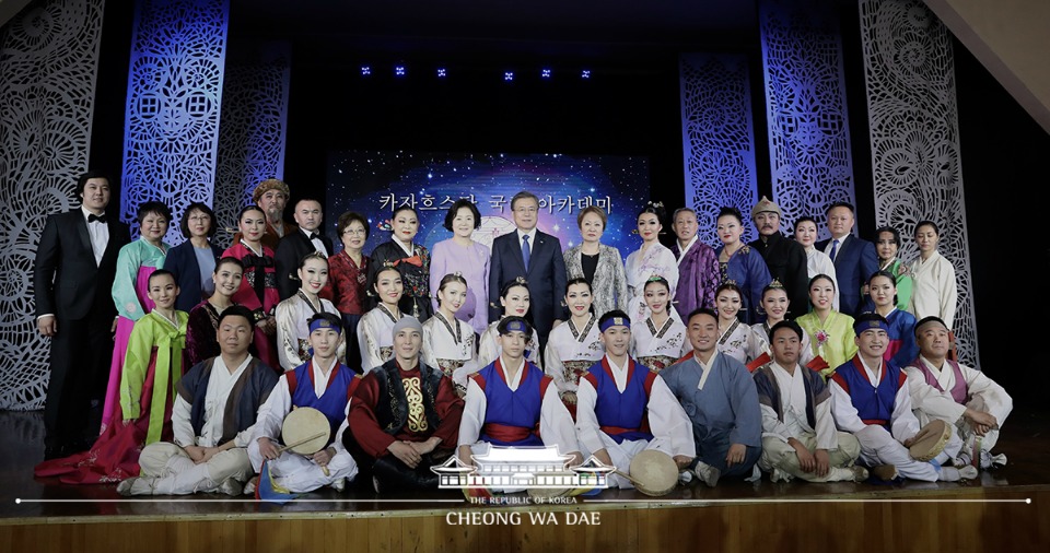 문재인 대통령 알마티 방문 상세보기|공관 활동사항 | 주알마티 대한민국 총영사관 주알마티 대한민국 총영사관 