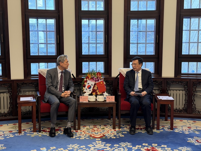 신화사 방문(2.12)