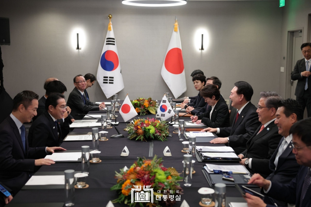 윤석열 대통령, APEC 정상회의 참석 계기 한일 정상회담