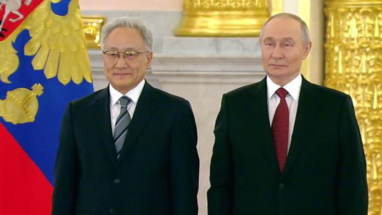 이석배 대사, 러시아 대통령 앞 신임장 제정