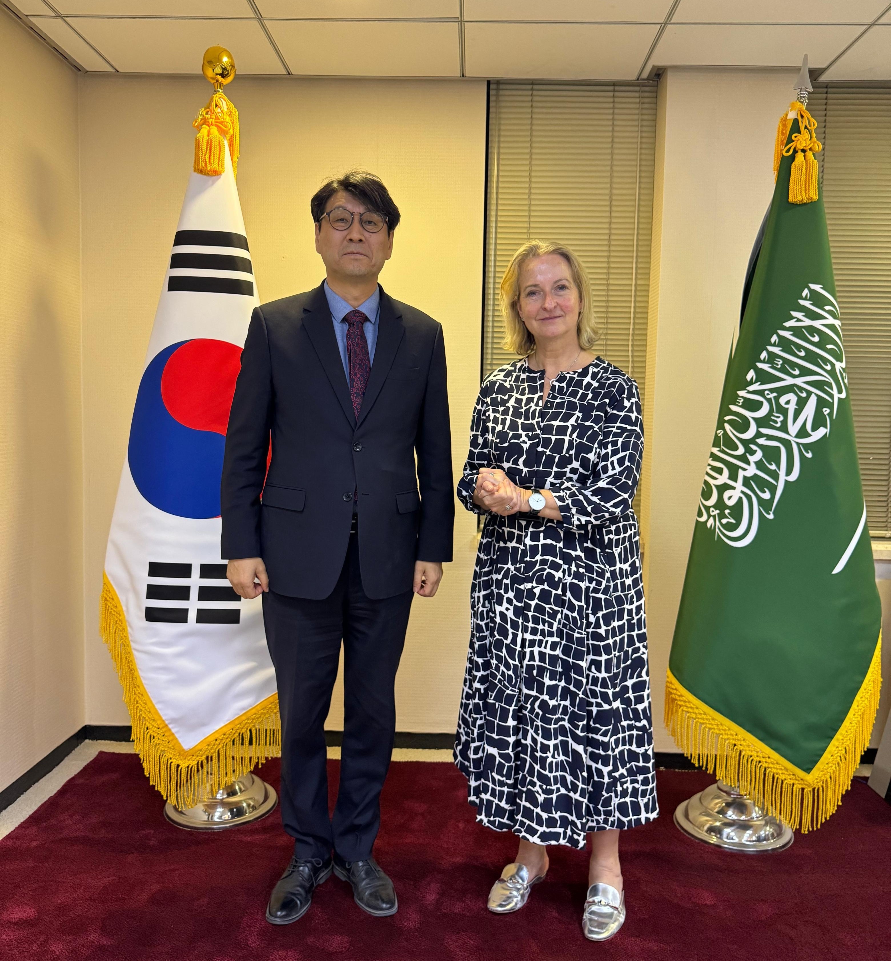 대사대리, FII(Future Investment Initiative Institute) CEO 면담