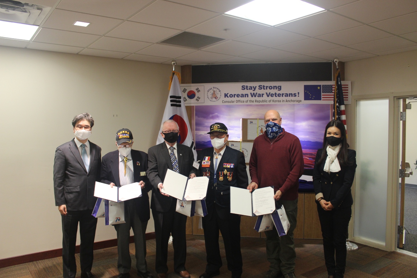Mask donation to Korean War Veterans Association of Alaska 상세보기Office