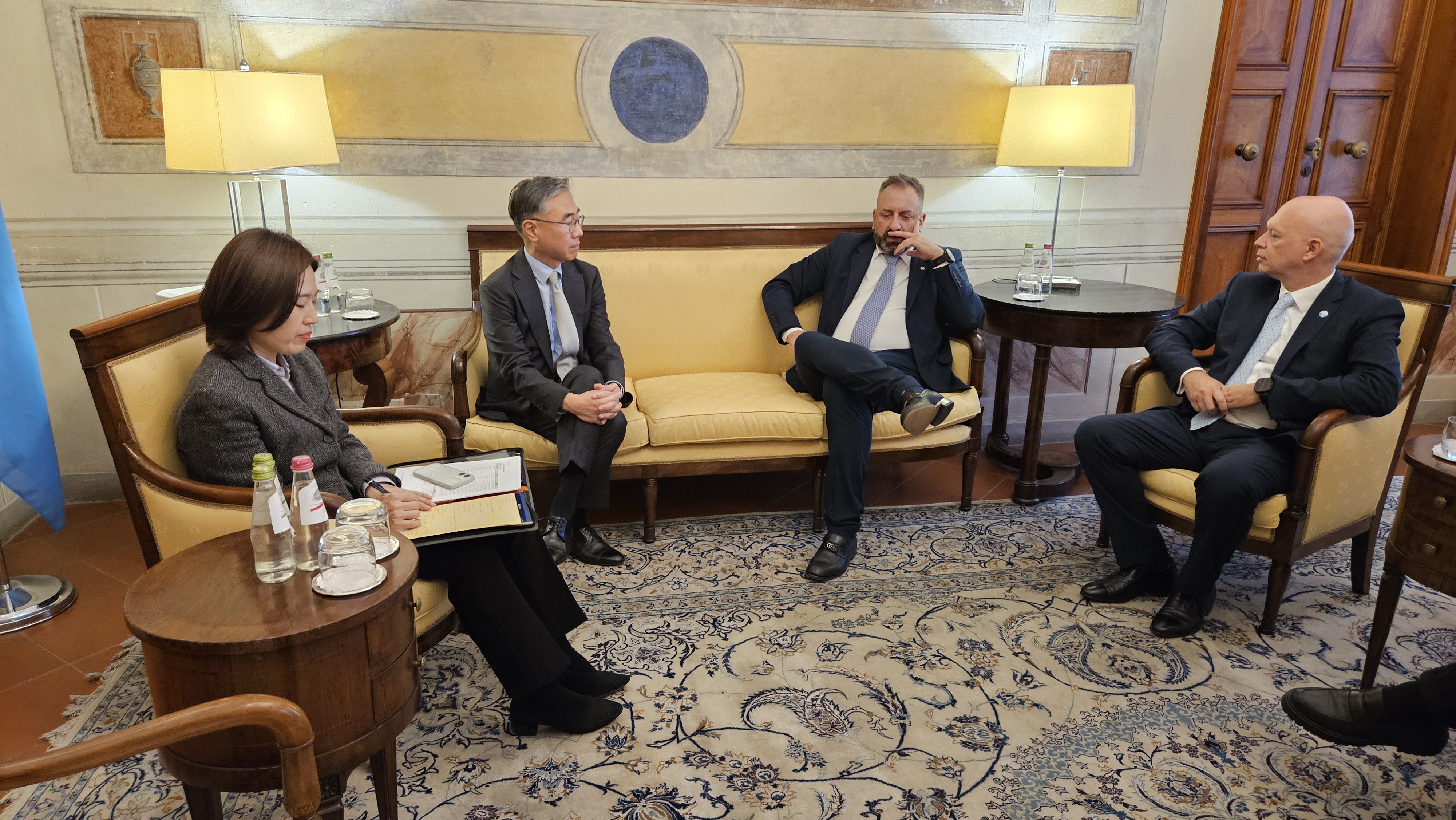 산마리노 외교장관 예방(11.12)