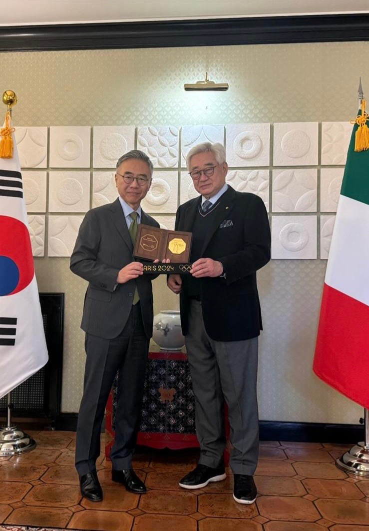 세계 태권도 연맹 총재초청 관저만찬(2.10)