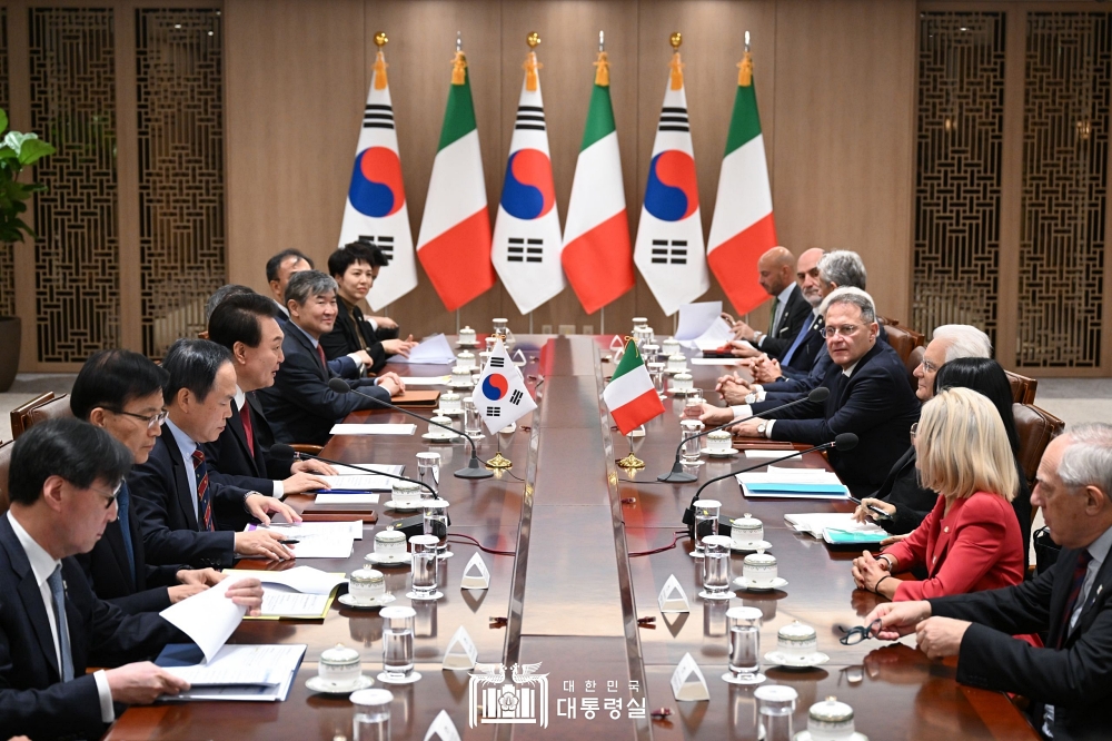윤석열 대통령, 이탈리아 대통령 국빈 방한 계기 정상회담 개최